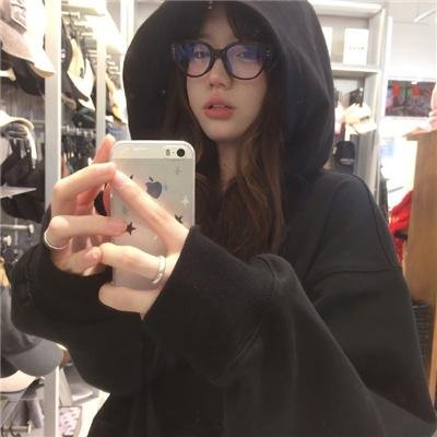 不羁的美女