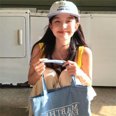 彩鸾春色